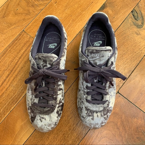 Nike Cortez Classic LX Purple Velvet size 7.5 - Picture 4 of 9